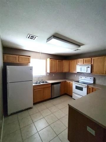 5330 Wellington Lane - Photo 7