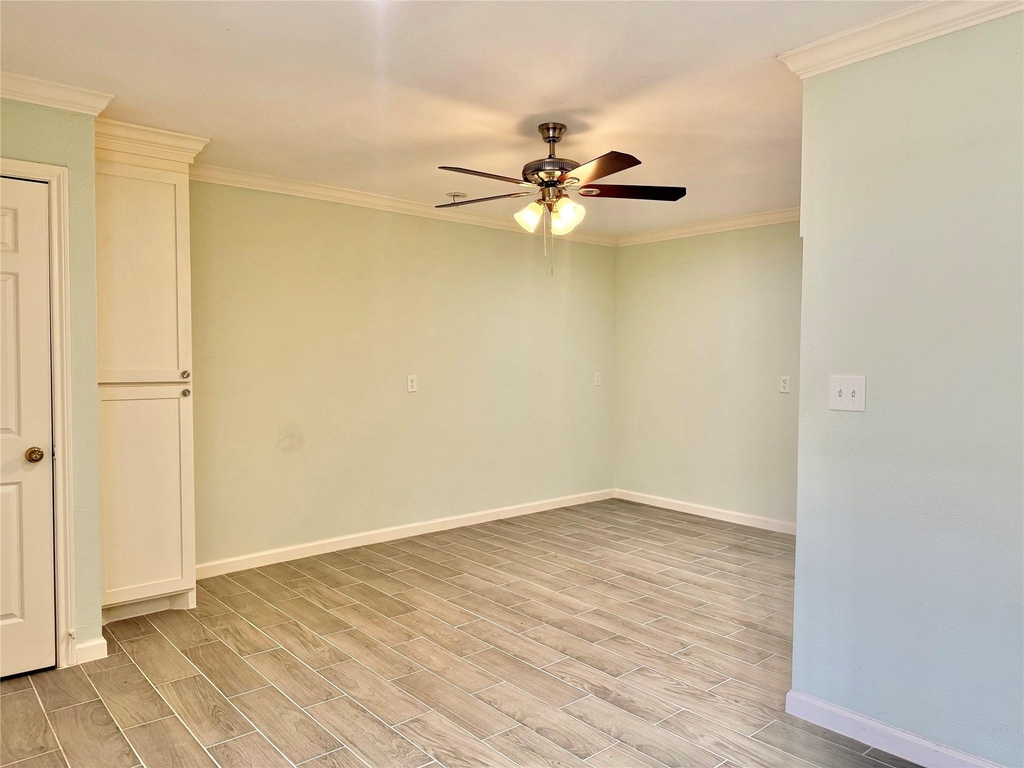 1311 Antoine Drive - Photo 7