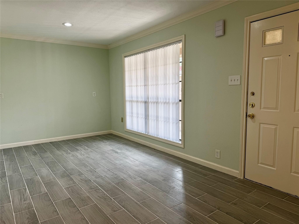 1311 Antoine Drive - Photo 5