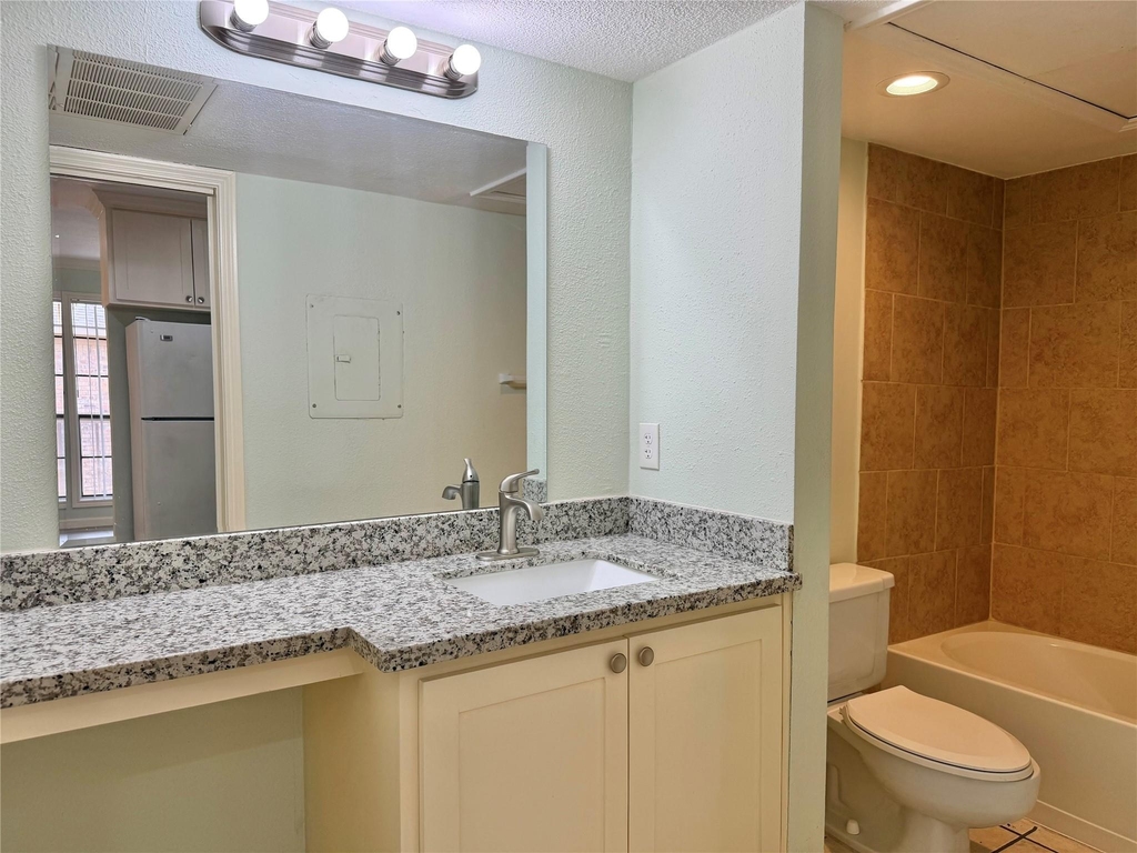 1311 Antoine Drive - Photo 15