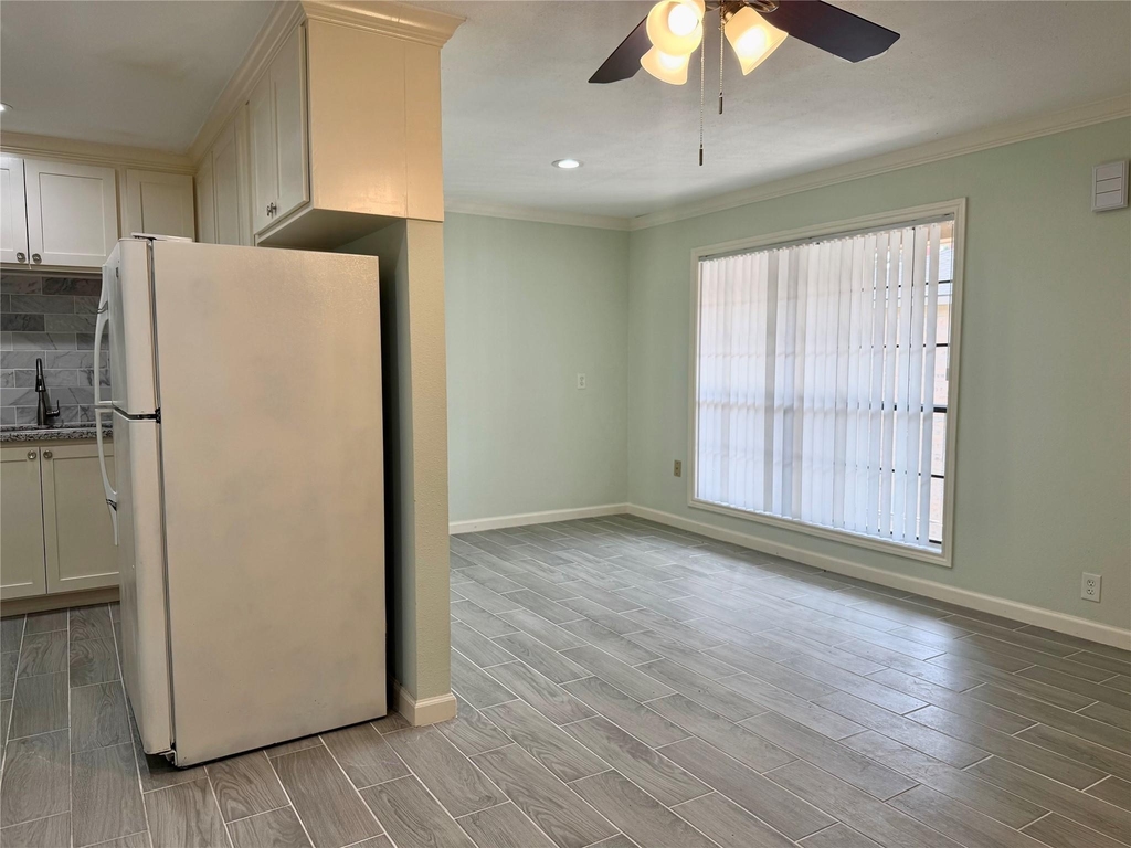 1311 Antoine Drive - Photo 12