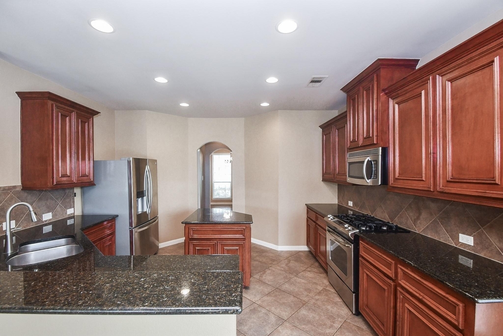 5207 Belvedere Drive - Photo 17