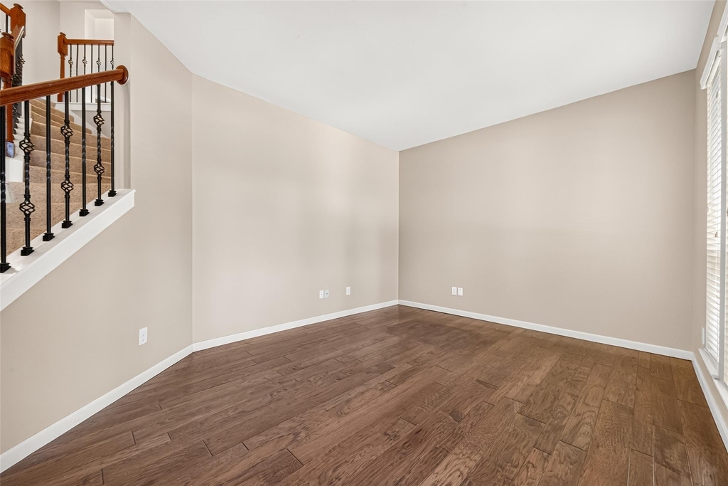 5207 Belvedere Drive - Photo 5