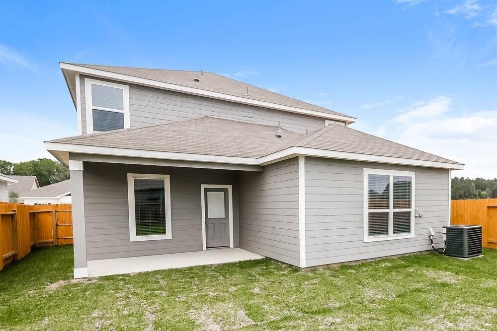 16458 Honeysuckle Hill Drive - Photo 14