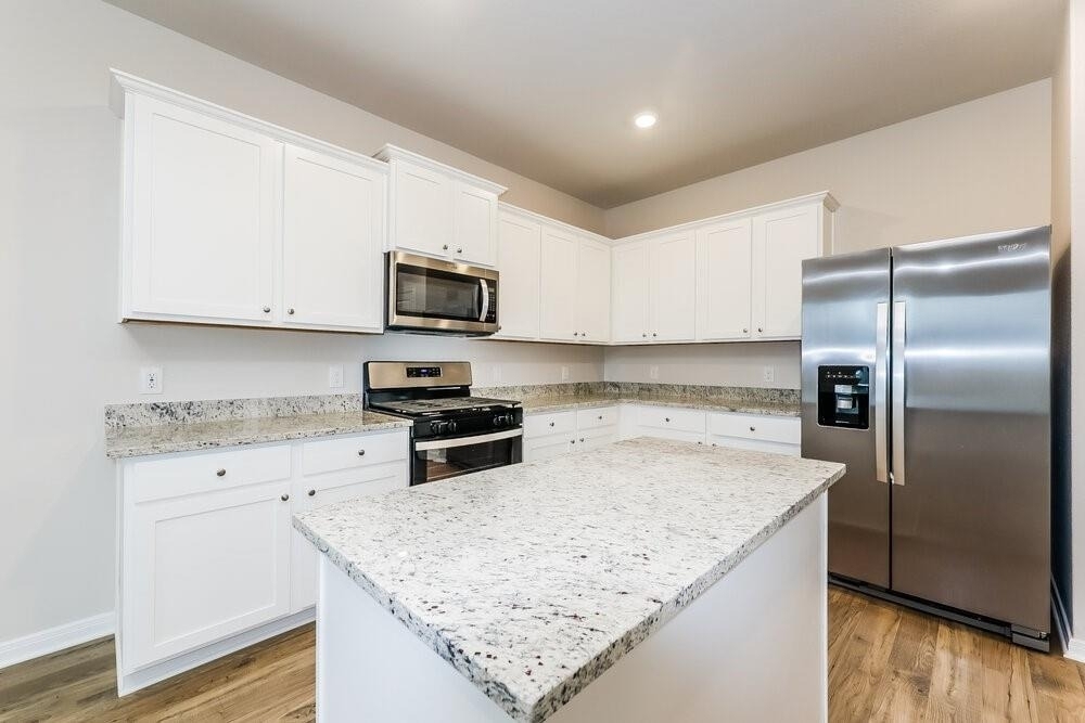 16458 Honeysuckle Hill Drive - Photo 5