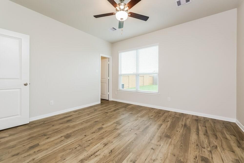 16458 Honeysuckle Hill Drive - Photo 6