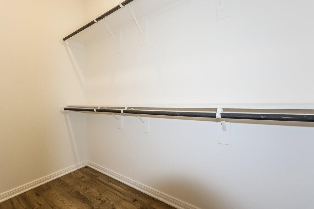 16458 Honeysuckle Hill Drive - Photo 10