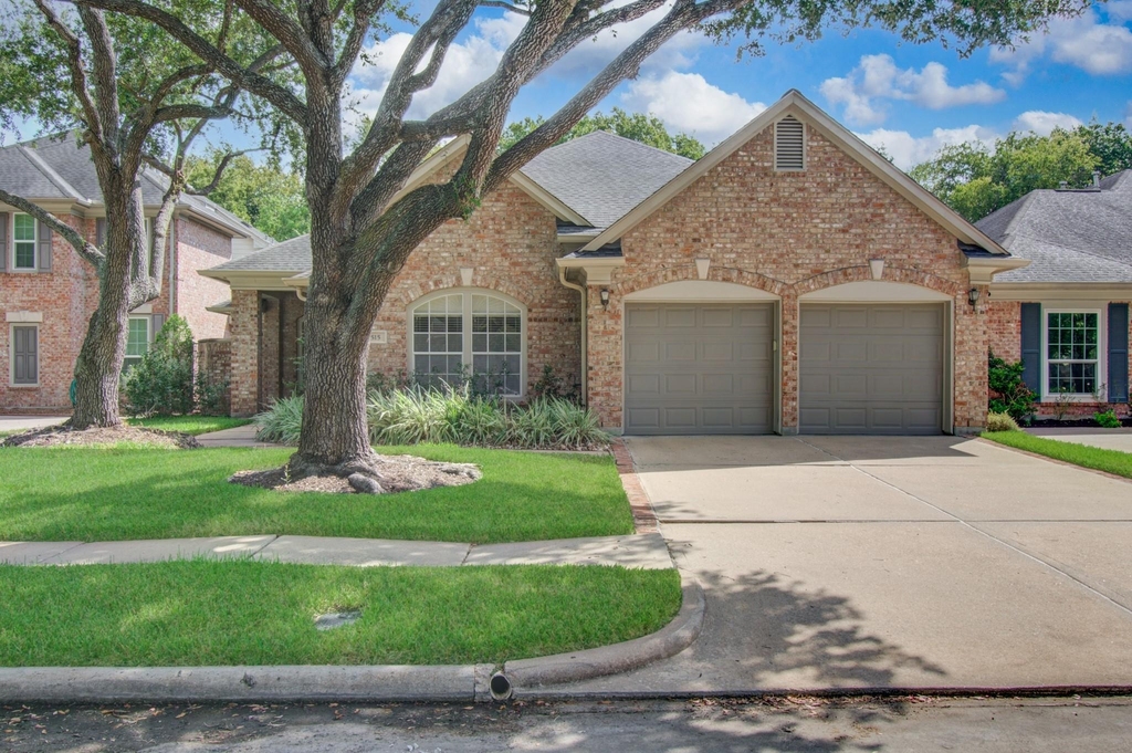 1515 Sheltons Bend Court - Photo 0