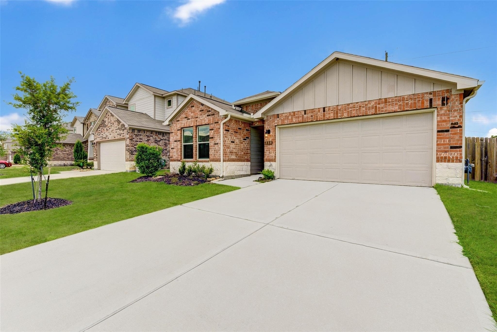 239 Murrieta Lane - Photo 1