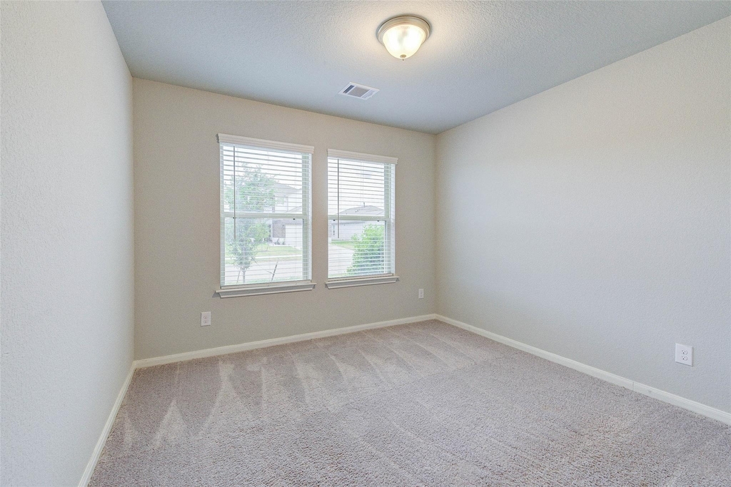 239 Murrieta Lane - Photo 4