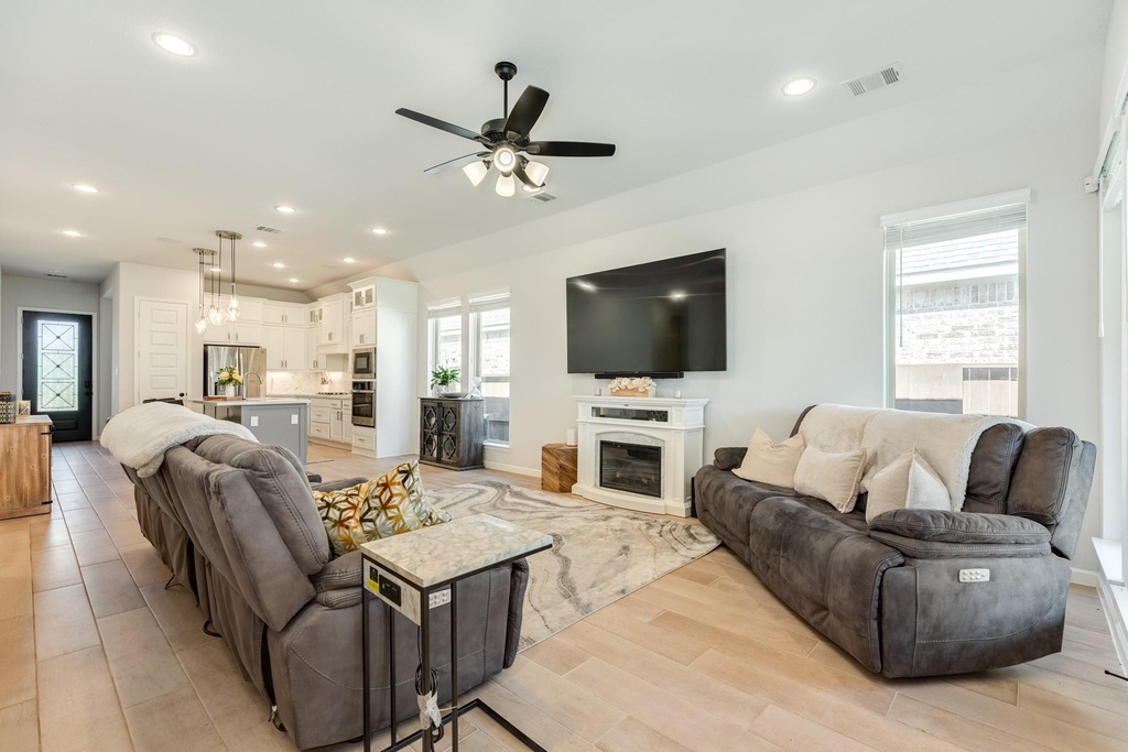 5023 Eliot Place - Photo 12