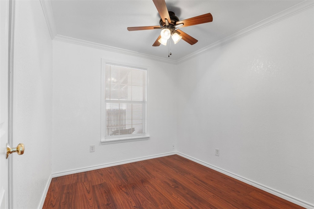 2701 Almendares Avenue - Photo 12