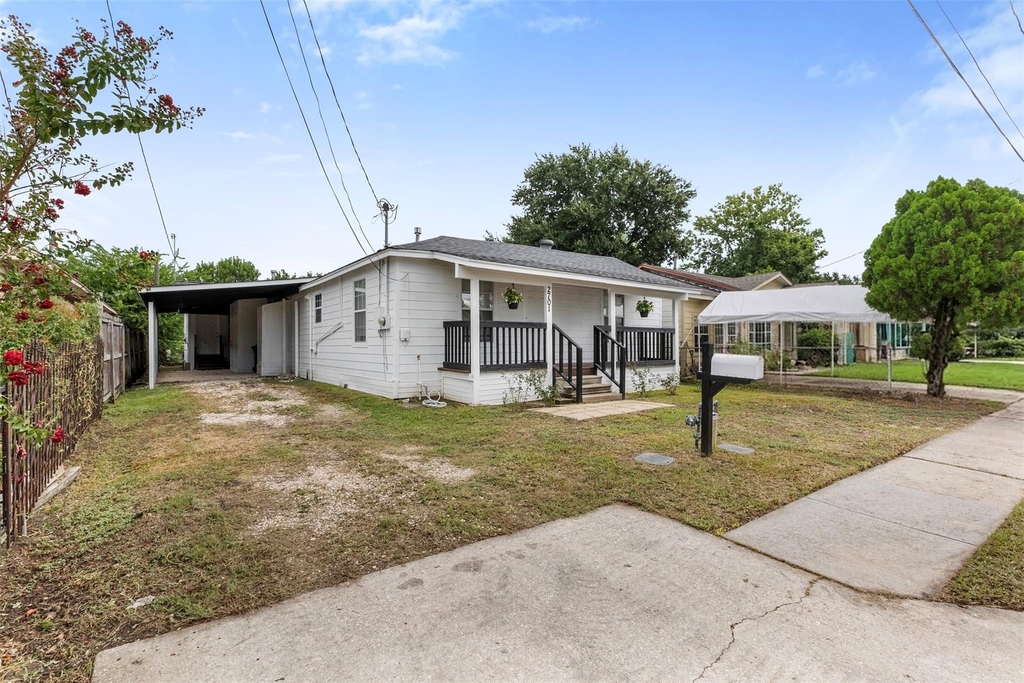 2701 Almendares Avenue - Photo 19