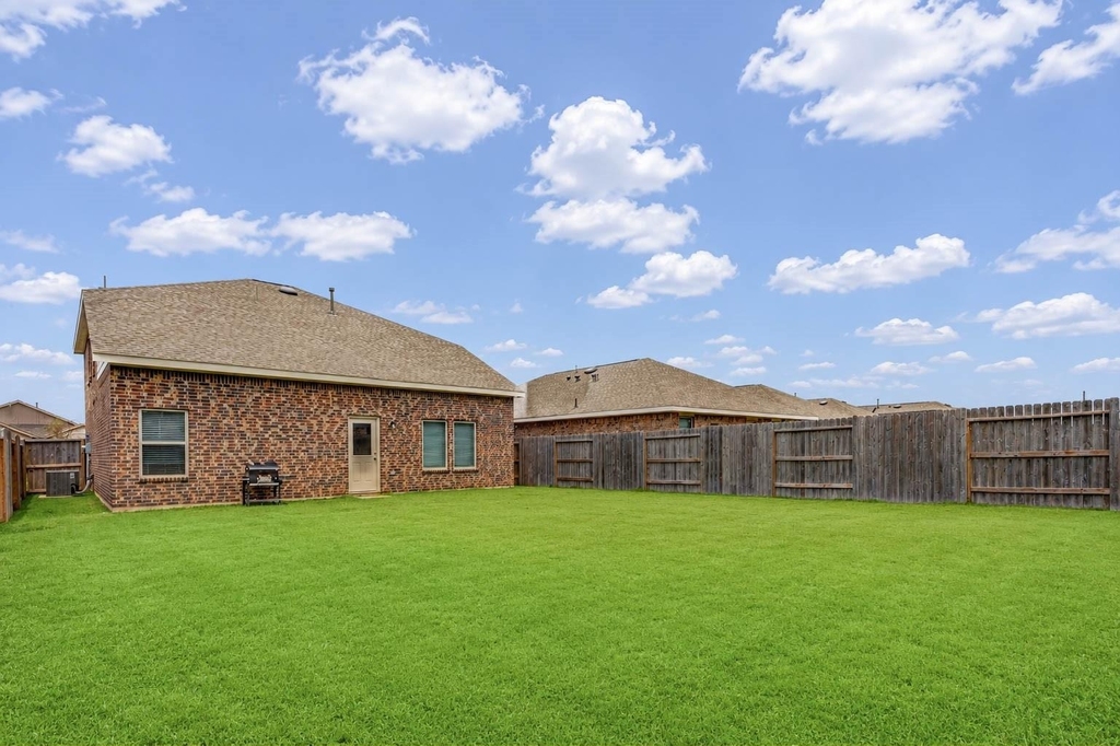 27030 Breakaway Lane - Photo 35