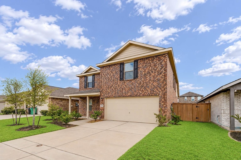 27030 Breakaway Lane - Photo 1