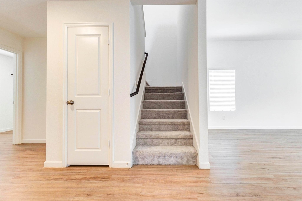 27030 Breakaway Lane - Photo 22