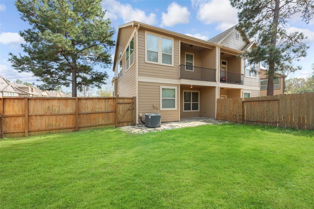 202 Cheswood Forest Place - Photo 32