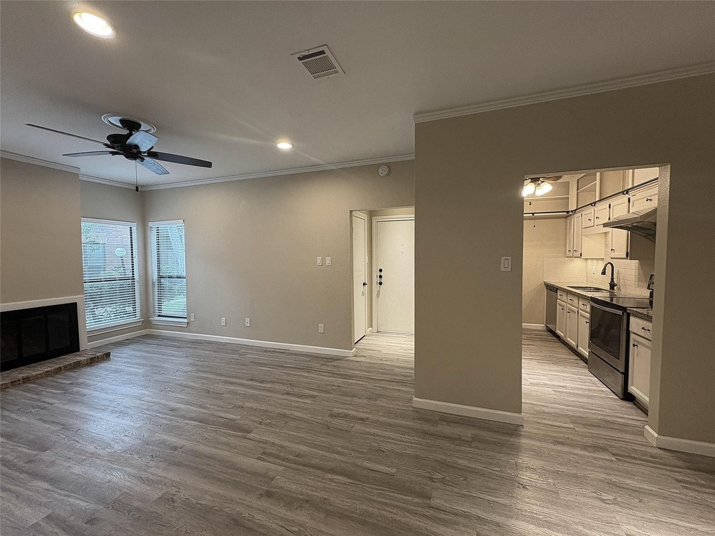 1201 Bering Drive - Photo 4