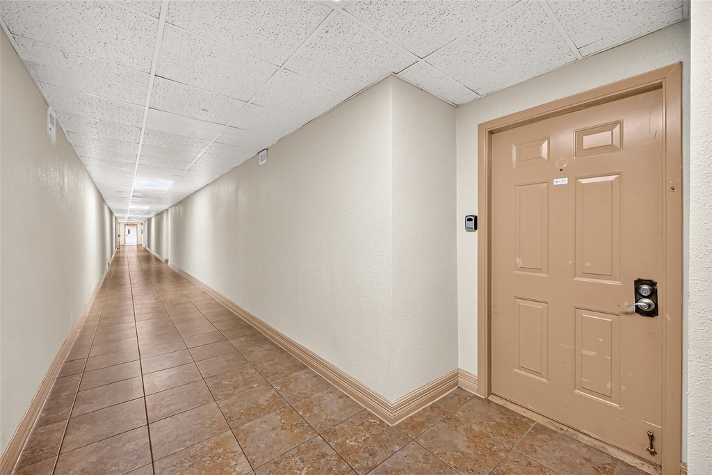 206 Plaza Verde Drive - Photo 12