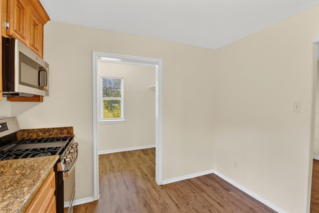 7013 Saint Augustine Street - Photo 15