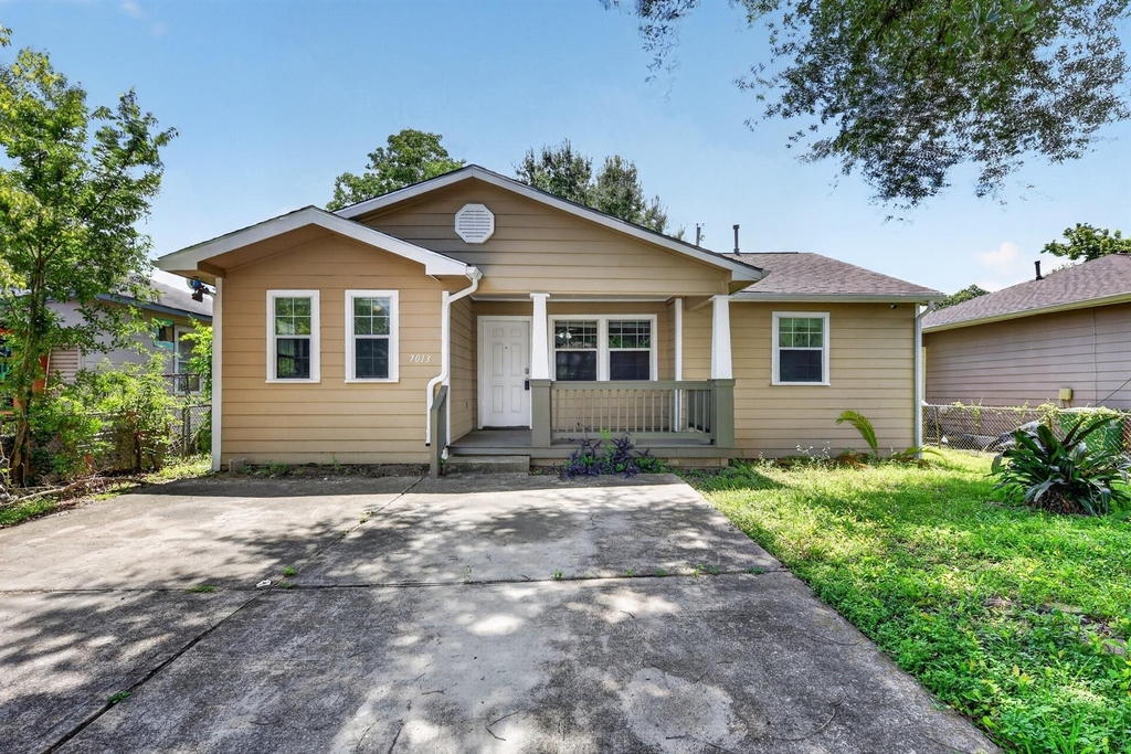 7013 Saint Augustine Street - Photo 2