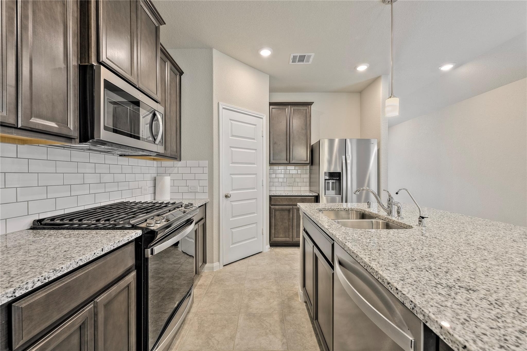 17502 Rosette Grass Drive - Photo 7