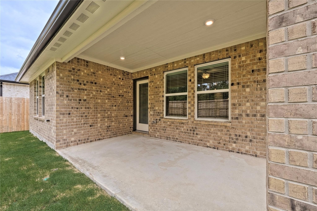 17502 Rosette Grass Drive - Photo 18