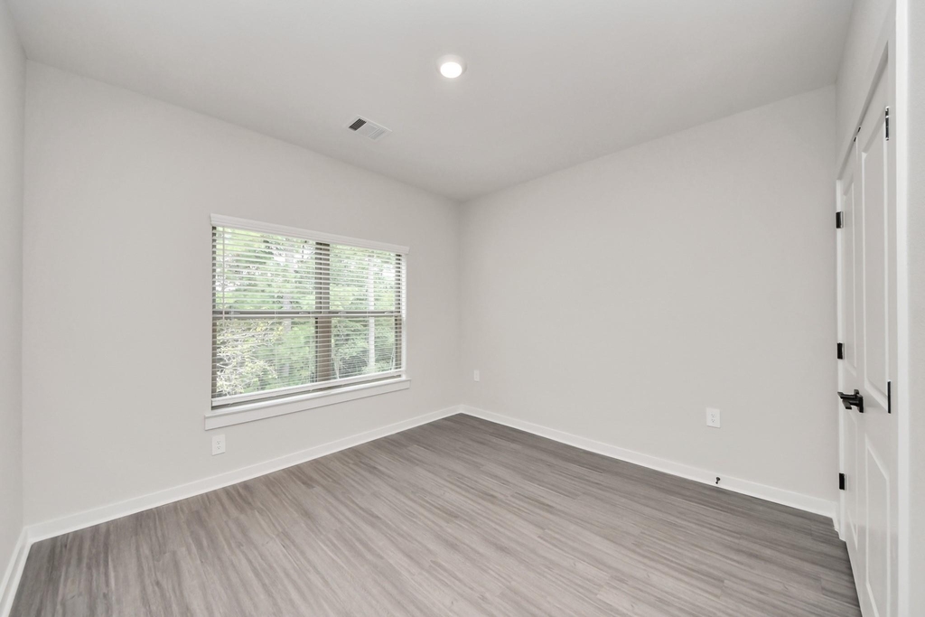 7711 Longmire Road - Photo 21