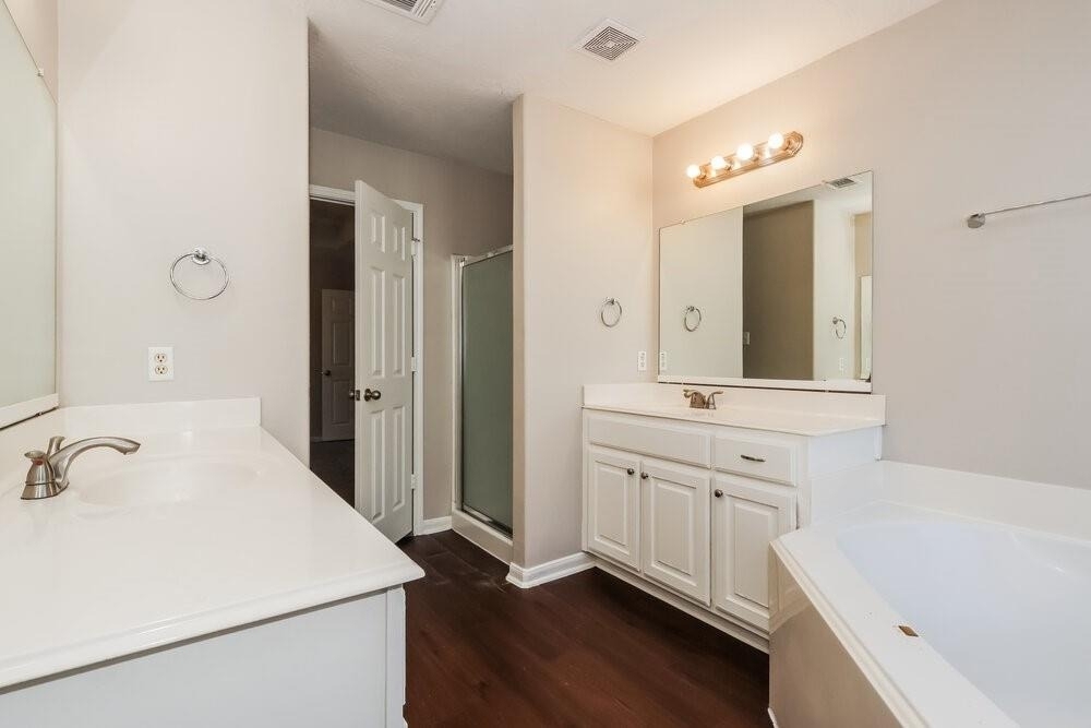 4723 Comal River Loop - Photo 9
