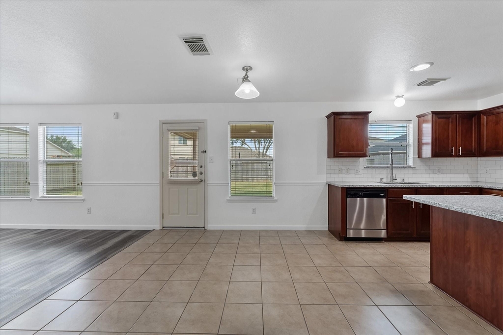 21335 Bella Dulce Court - Photo 10