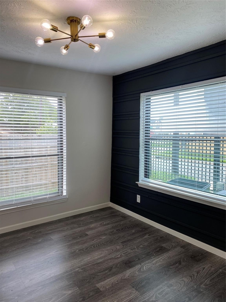 3427 Hadley Street - Photo 9
