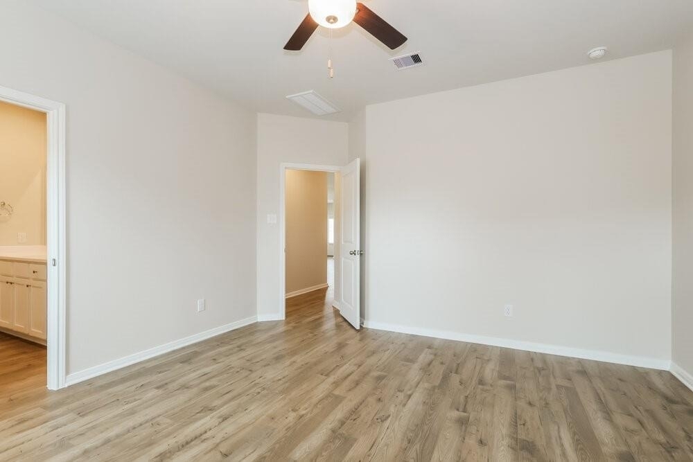 15648 Plum Brook Drive - Photo 7