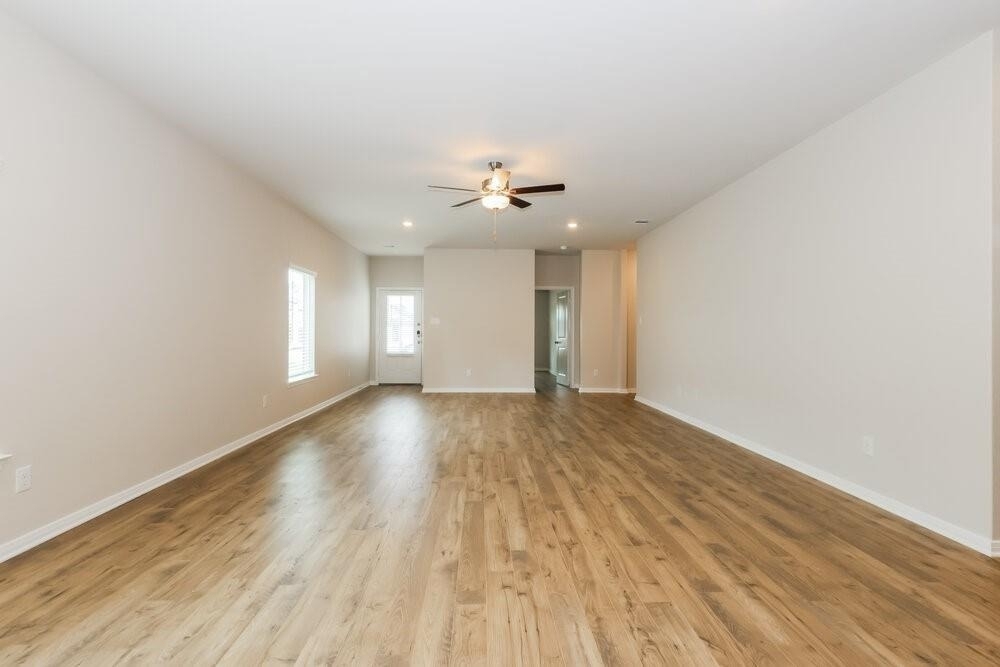 15648 Plum Brook Drive - Photo 3