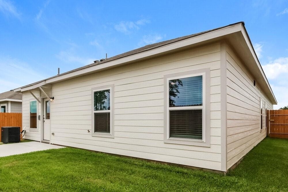 15648 Plum Brook Drive - Photo 14