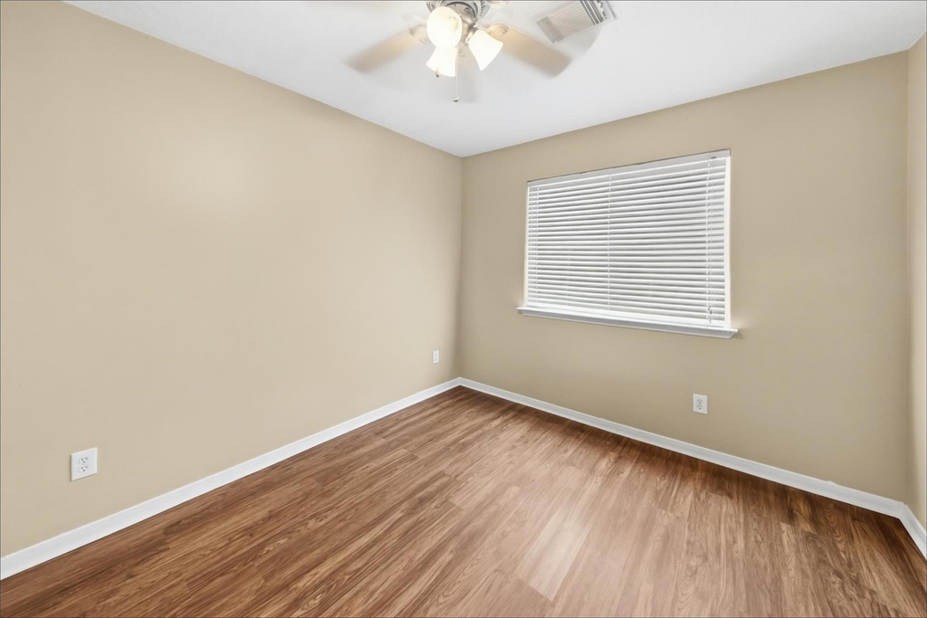 8002 Ginger Park Drive - Photo 13
