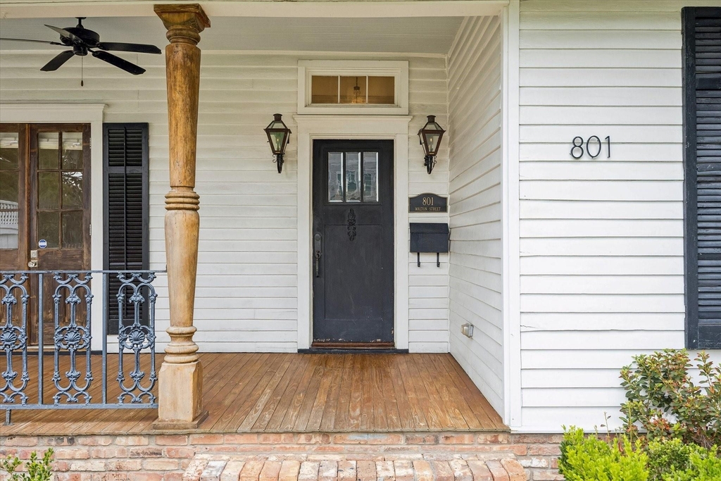 801 Walton Street - Photo 3
