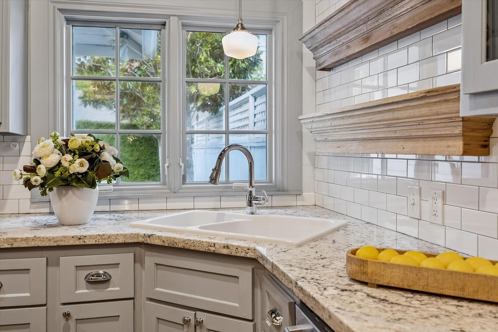 801 Walton Street - Photo 19