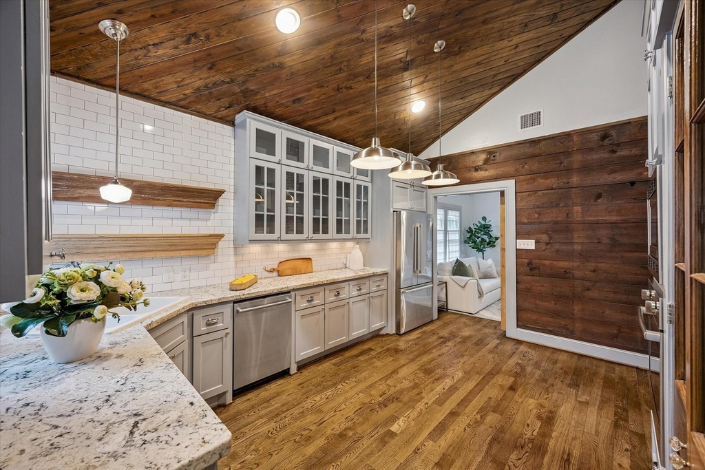 801 Walton Street - Photo 15