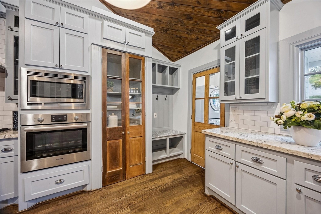 801 Walton Street - Photo 18