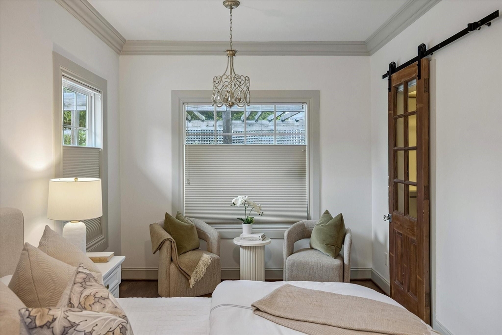 801 Walton Street - Photo 24