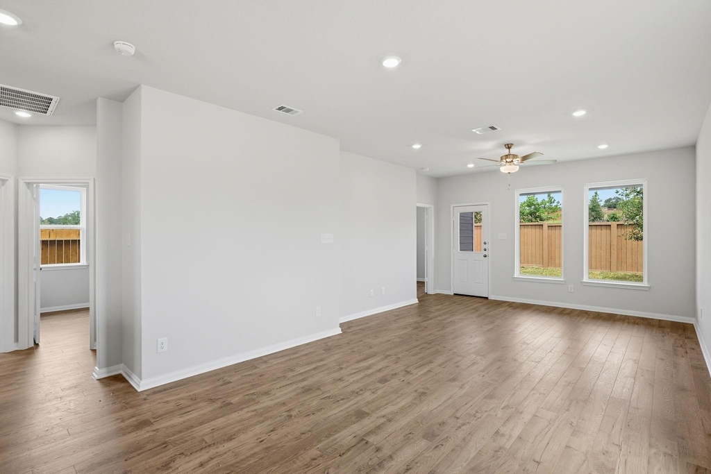 21623 Lotus Elm Street - Photo 8