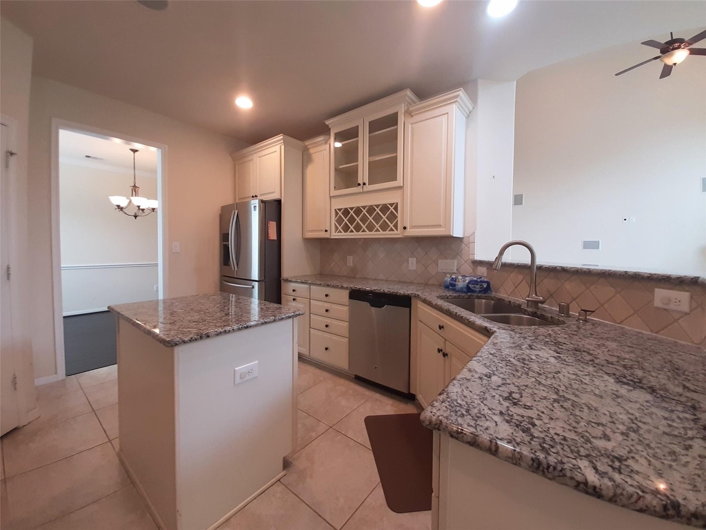 6002 Mangrove Falls Court - Photo 9