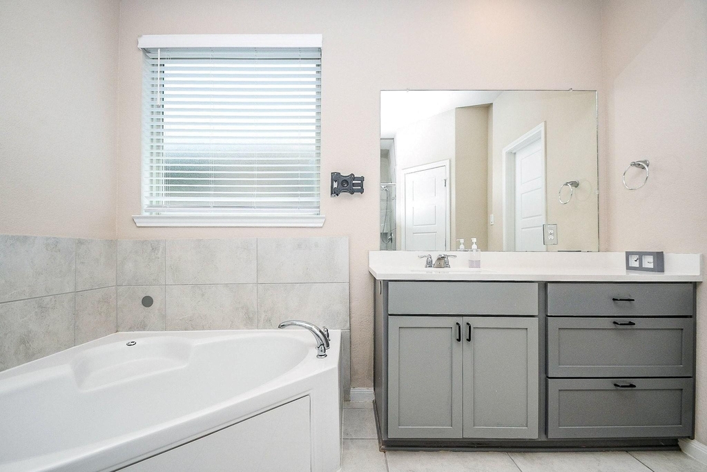 21024 Bracer Street - Photo 19