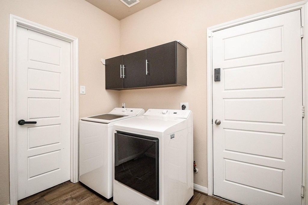 21024 Bracer Street - Photo 21