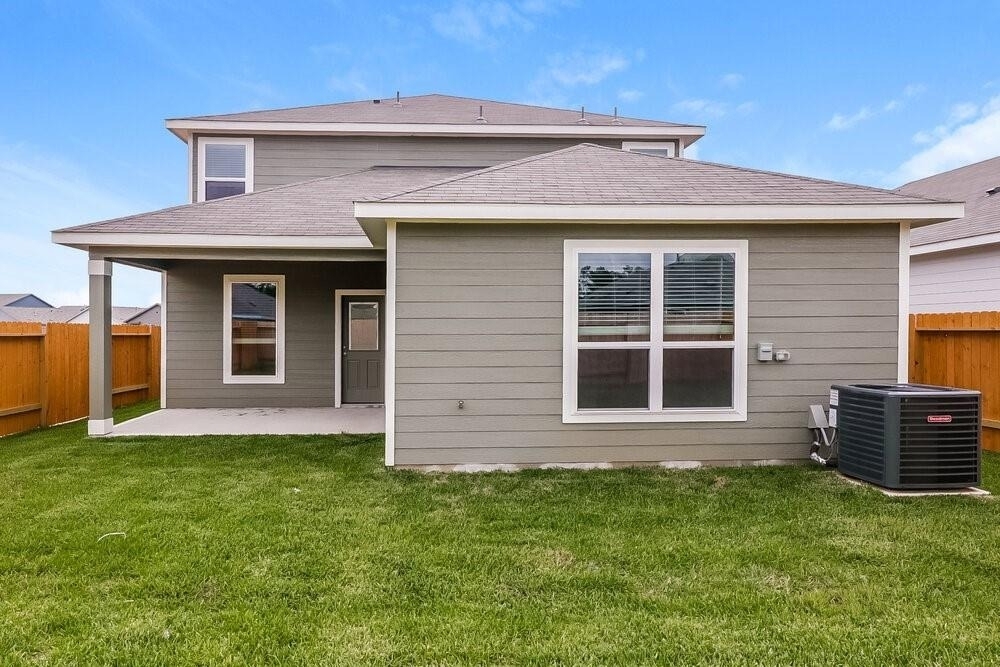 16435 Honeysuckle Hill Drive - Photo 14