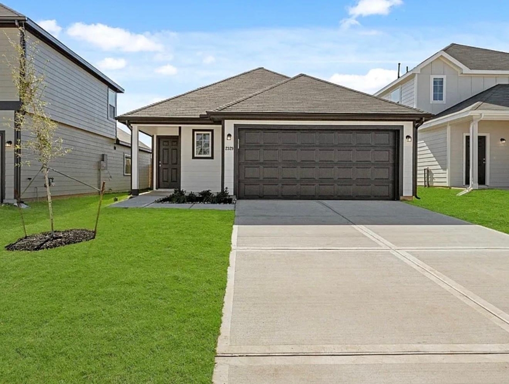 2329 Mooneye Court - Photo 0