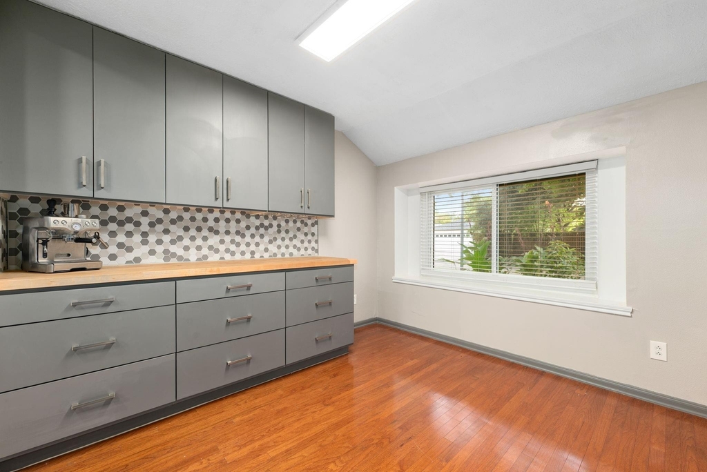 1858 Eagle Falls Drive - Photo 19