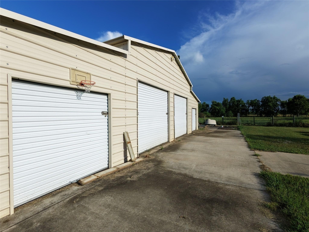 555 Legion Road - Photo 4