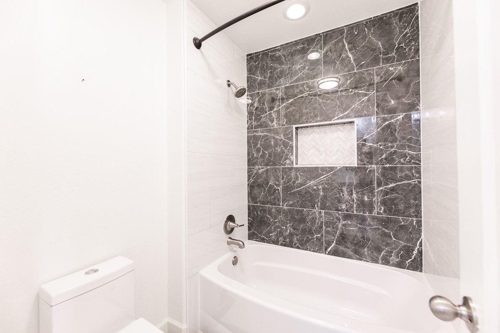 25951 Ravenside Drive - Photo 35