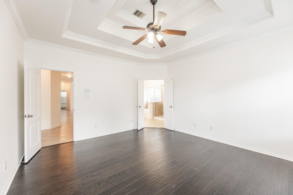 25951 Ravenside Drive - Photo 21